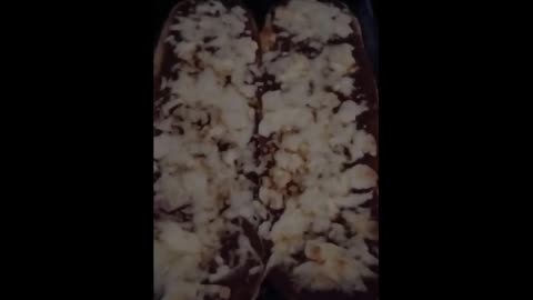 What's For Dinner? Garlic Bread Pizza