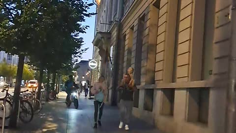 Old Town & Cathedral Square Stroll