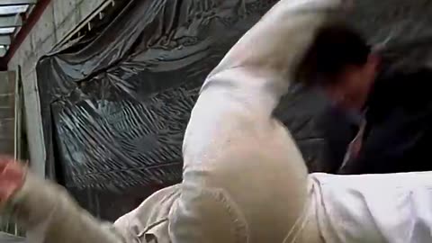 Jackie defeated the enemy at the construction site| Mr Nice Guy |#jackiechan #action #movieclips