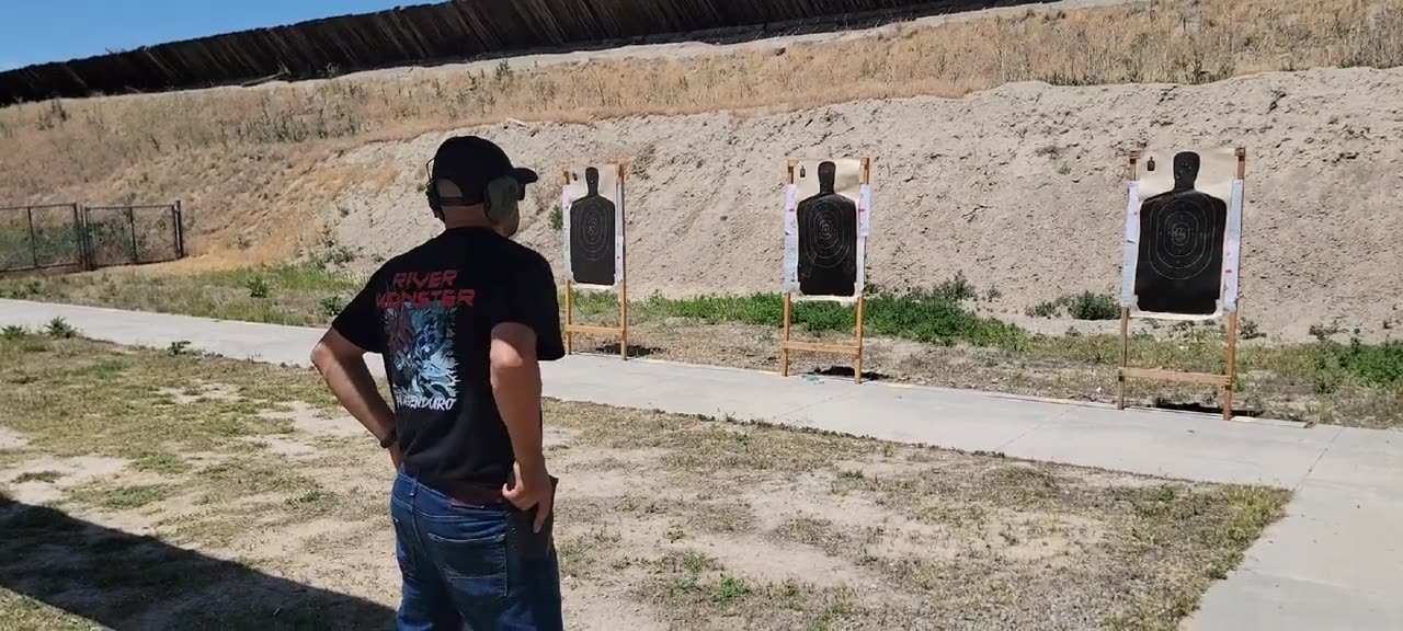 Shooting a pistol with one hand, speed reloading and tap and rack!
