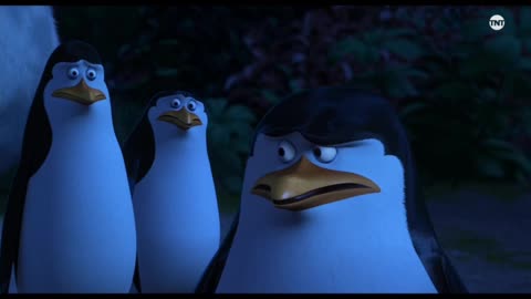 [Clip] Los Pingüinos del Madagascar: La Película | Duelo del Planes | TNT LA (Feed Venezuela)