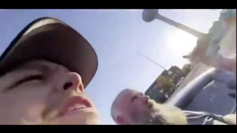 Santa Claus Predator Tried to Meet a Little Girl — But Got His Plans Shut Down! 🚨🎅