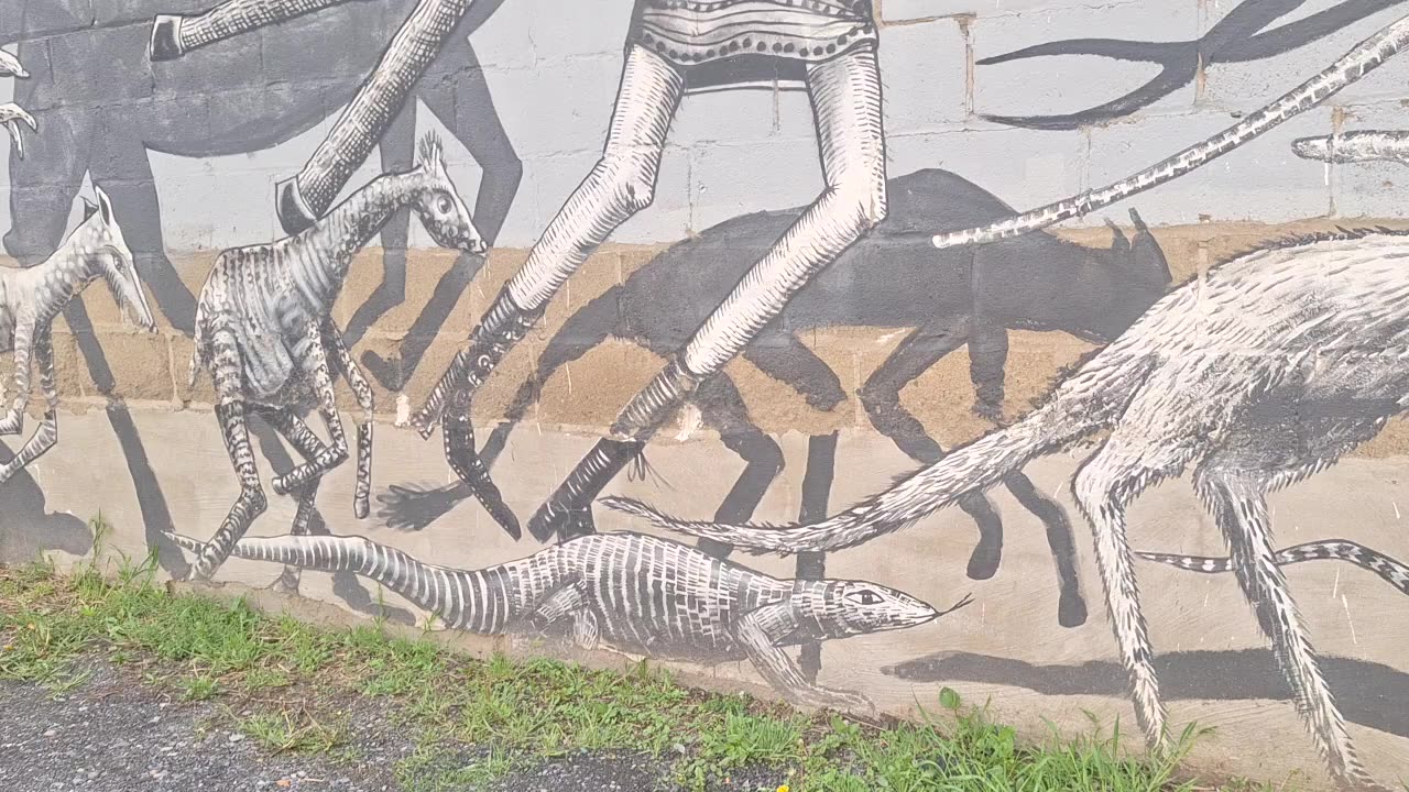 Someone's art, mural on a wall(strange lands)