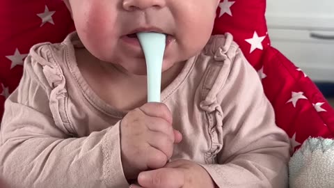 day 135 – first sweet potato taste test! funny baby reaction 😅
