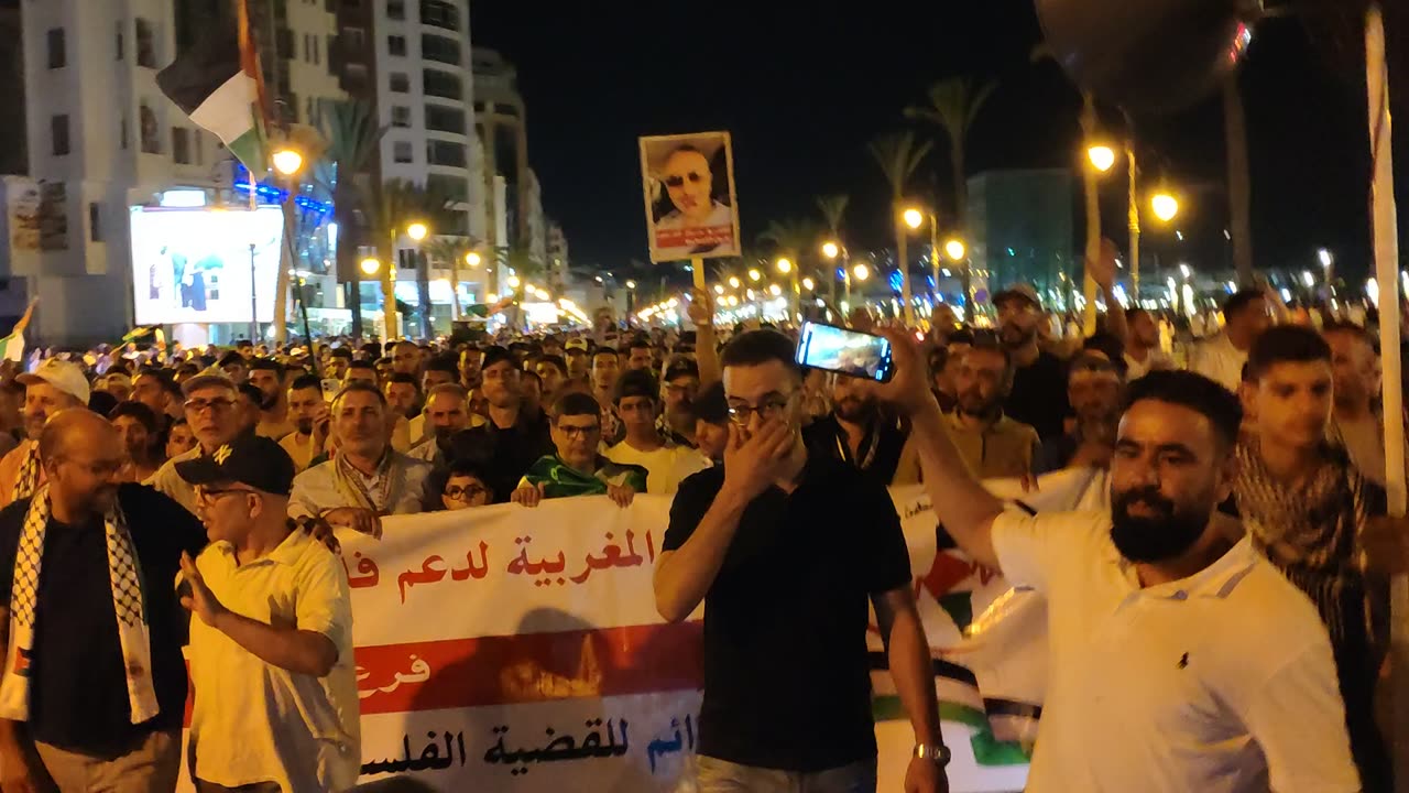 مسيرة شعبية بطنجة دعما لفلسطين ومن أجل وقف الإبادة الجماعية 16 08 2025 الله الله يا بابا