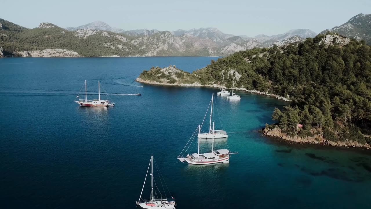 Experience Luxury Like Never Before with Dubai Yacht Booking