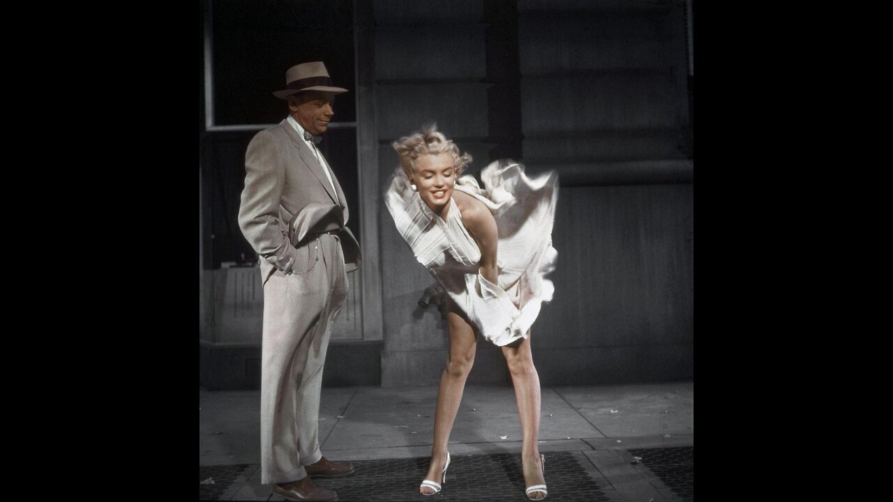 The Marilyn Monroe "Seven Year Itch Building" (Blackstone)