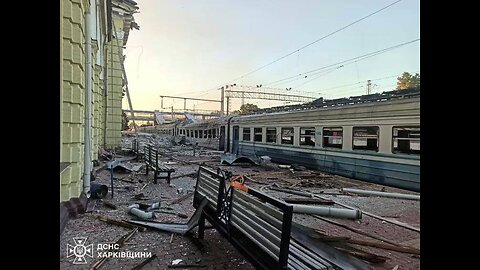 🤬 Russia has launched more than 30 strike drones at railway infrastructure in Lozova