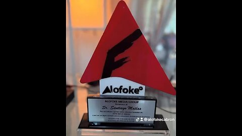 Award para Santiago Matias father #alofokeradioshow #like #follow