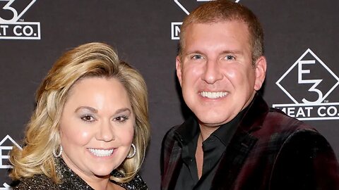 Trump Pardons Reality Stars Todd & Julie Chrisley!