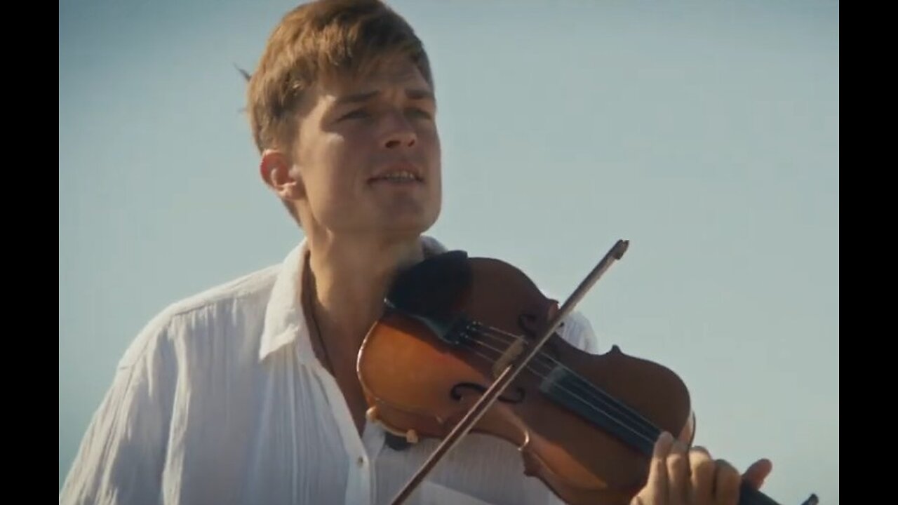 Carl Dickens - Trial Balloon (music video)