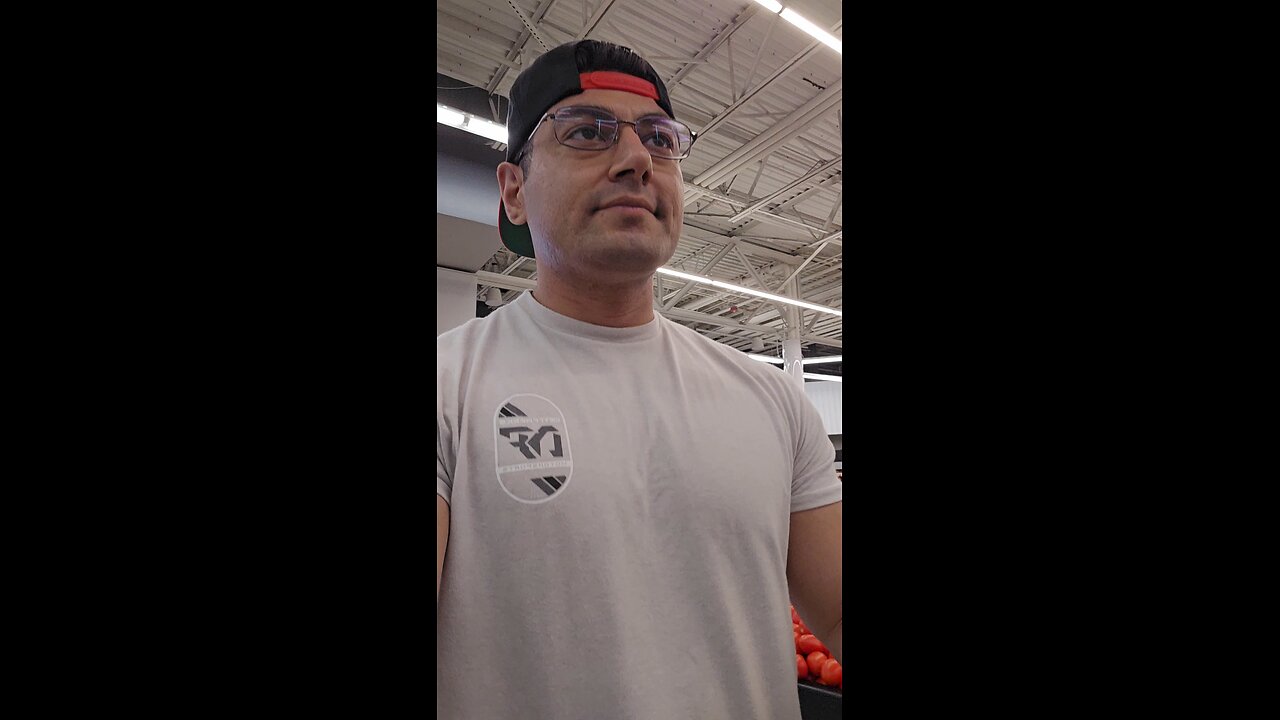 At Walmart to buy sugar free maple syrup #maplesyrup #pancake #syrup #walmart #convince #sugarfree