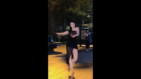 Dancing gets the day going #dancereels #fyp #dancechallenge