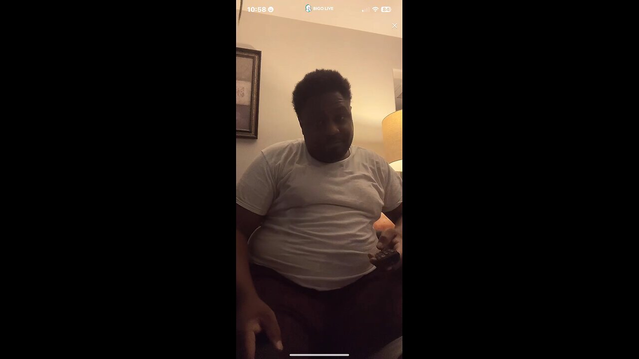 Kingbee just sitting this right here