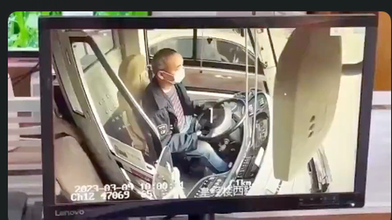 Bus driver could have been a spinner but he was restricted by his seat. Loses his soul.