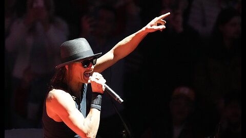 Wow Trump Signs Anti-Scalping EO - With Kid Rock at His Side