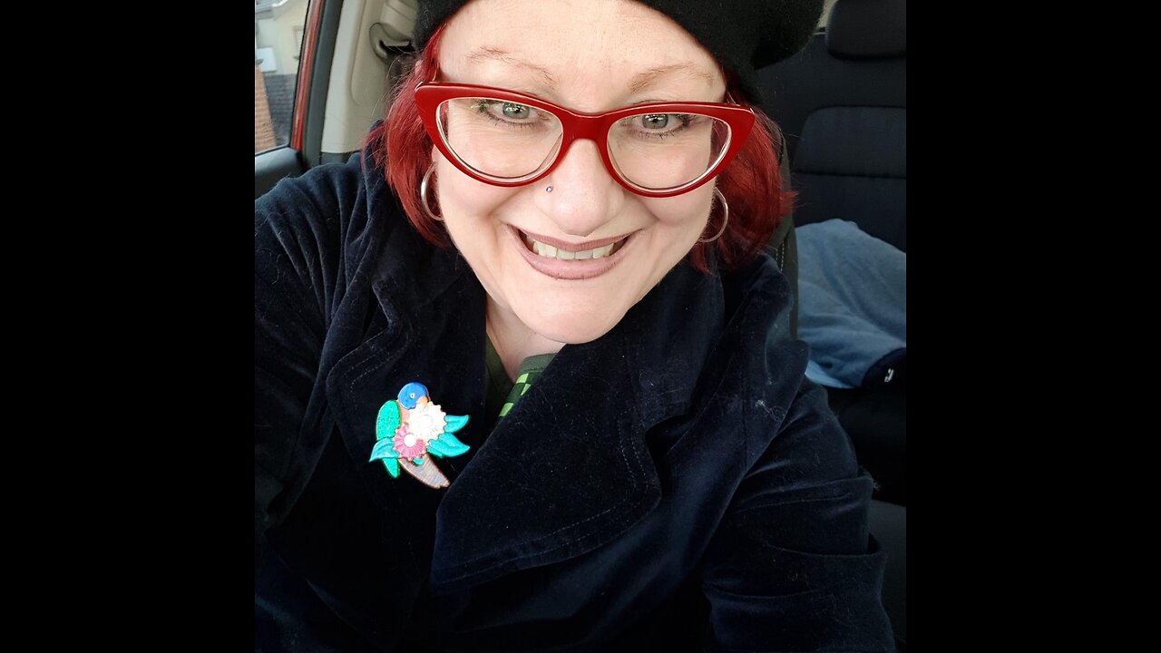 Earthwormwoman #16 with Maddalena and her magic