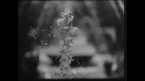 Water-mirror of Granada - José Val del Omar - (1955)