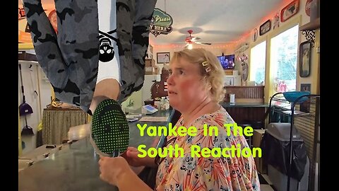 Yankee In The South Reaction - Art's And Craft's - Bears And More - Gatlinburg TN - 2025