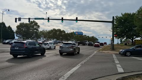 The Buskman Report SHORT: Lone Charlie Kirk Supporting Protester Engaging Traffic In Dayton Ohio