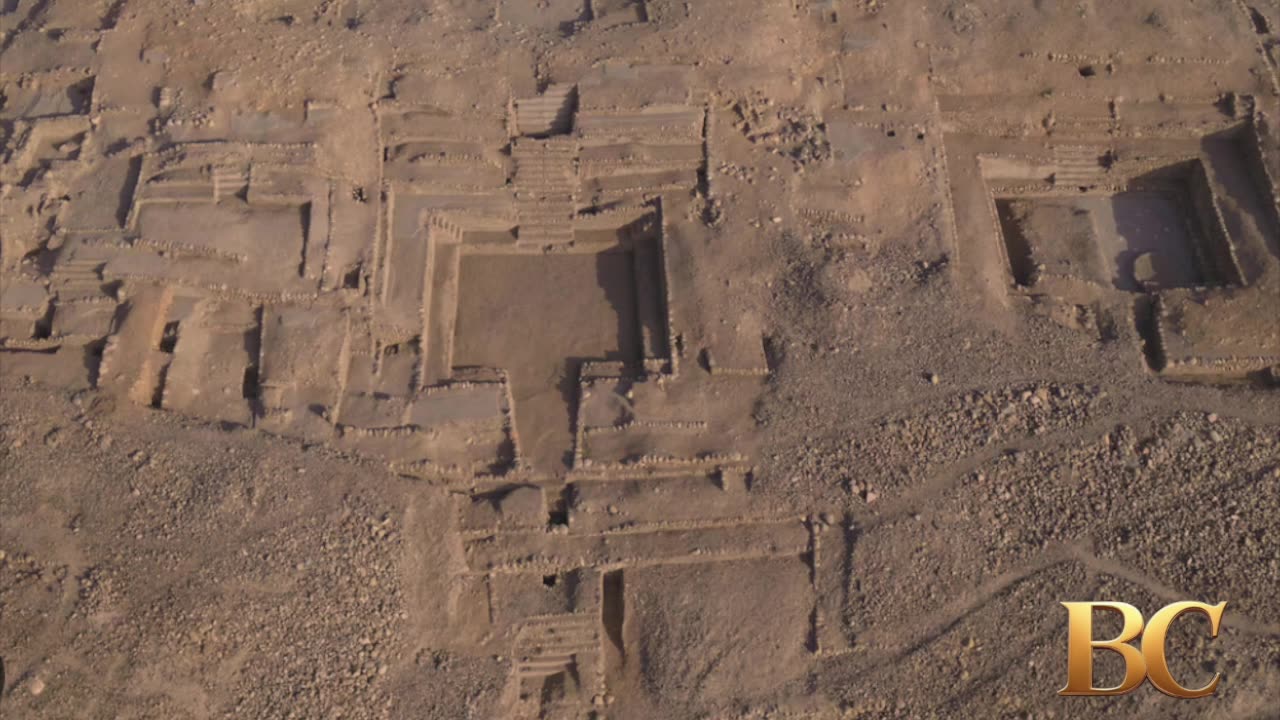 Archaeologists unveil 3,500-year-old city in Peru