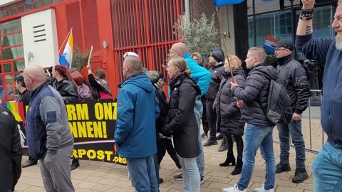Demonstratie tegen Drag Queen voorleesmiddag Rotterdam 16-04-2023 10/17