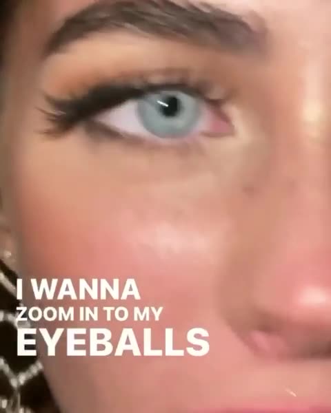 She has eyes like a Husky.