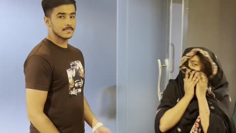 Kahan phas gaya yaar mein...