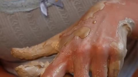 pottery queen joe Pottery girl #clayart #usa #curls #artist #diy #prettygirl #viralgirl #claygirl