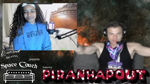 239 - Space Couch w/ PIRANHAPOUT