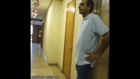 Stalker following me to the lift