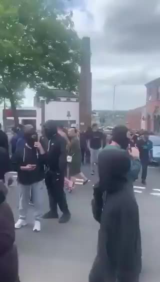 Muslims with knives, clubs and brass knuckles looking for British patriots