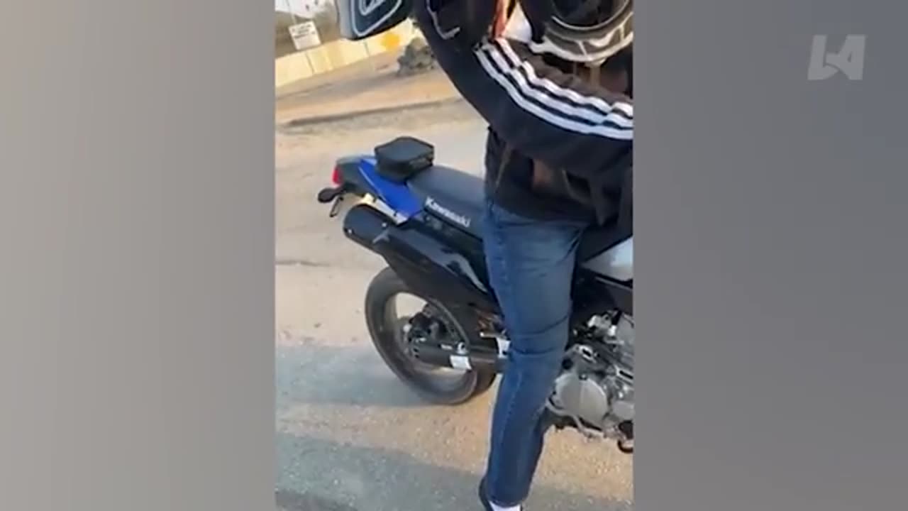 Funny video, try not to laugh