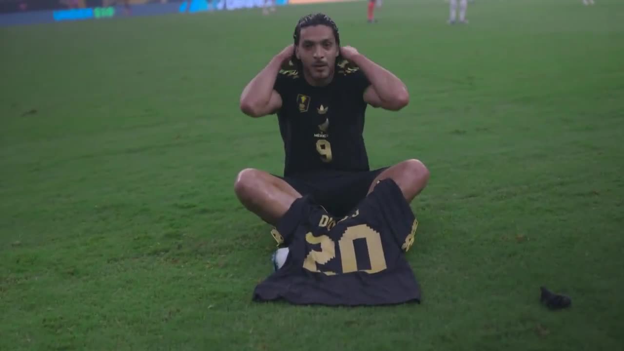 Raul Jimenez with Diogo Jota's celebration