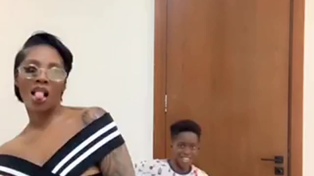 Tiwa Savage dances With Son #viral