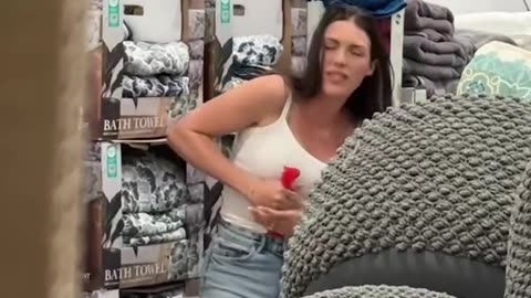 Wait til you see what she does!.hd