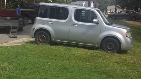 Saying Goodbye To Our Nissan Cube