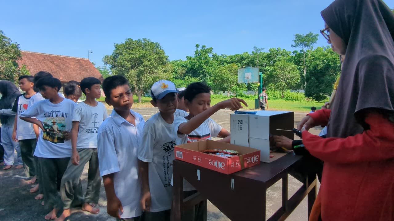 TEBAK HADIAH SERU SMPN 3 TEMPEH LUMAJANG