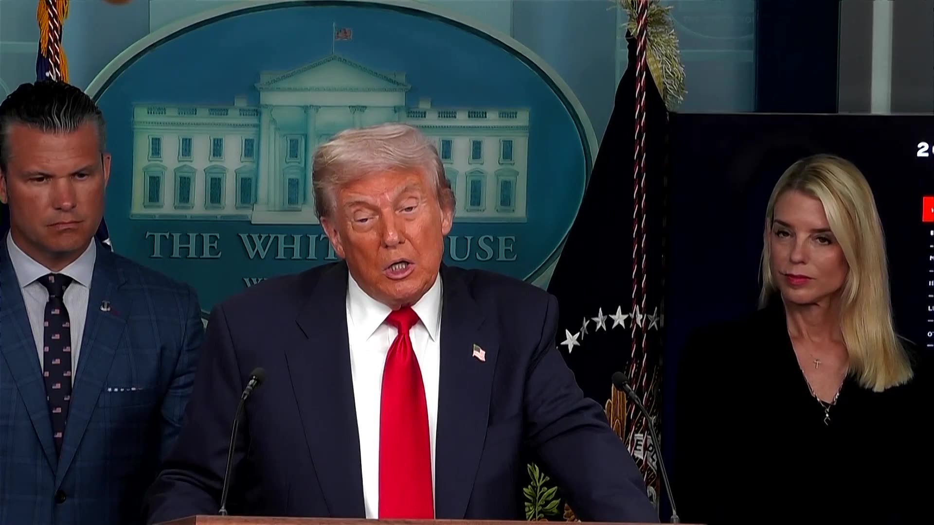 Trump says Ukraine, Russia will have to swap some land for peace