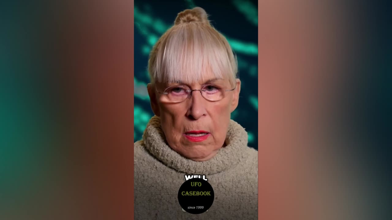 Texas Woman Spies UFO