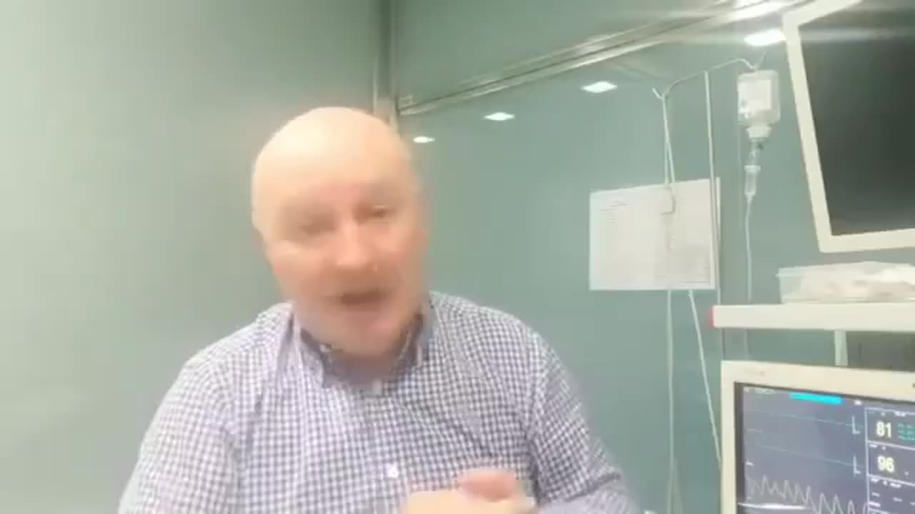 Dr. de Benito sobre la timo vacunación COVID: "Cómo se ha atrofiado la inteligencia natural, ¿verdad?"