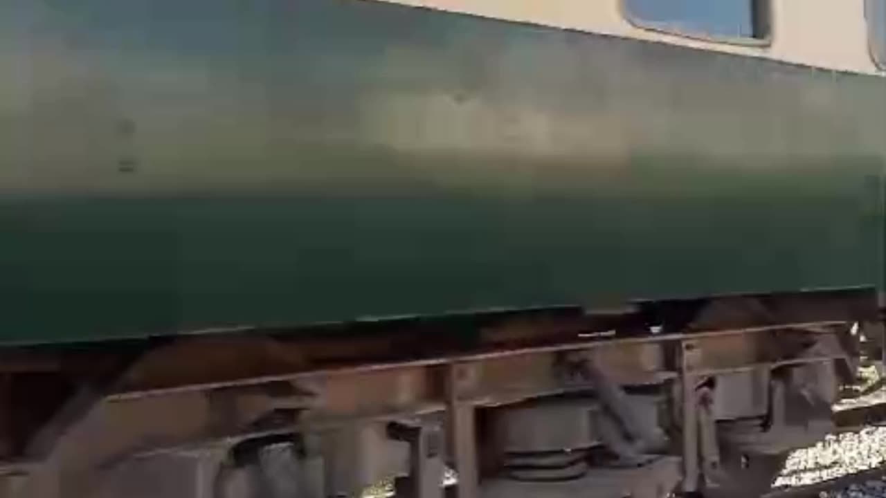 Pakistan Railway Hazar Experss train