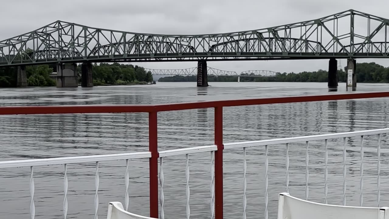 Island Belle paddleboat 2
