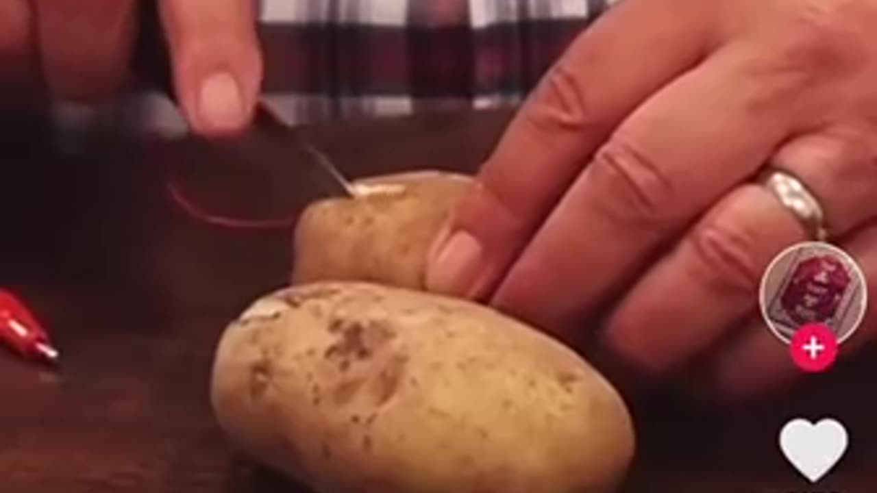Turn potatoes into a battery that can last up to 3 days.