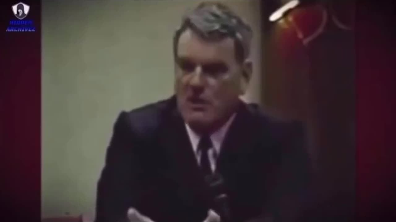 Jews Bringing America into WW1 & WW2