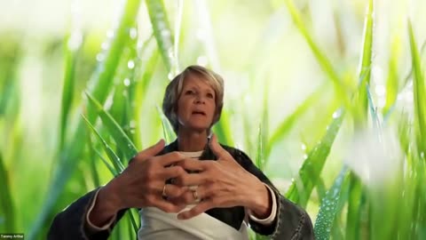 Кэрри Мадей берет интервью у Тэмми Артур из The Wellness Blanket