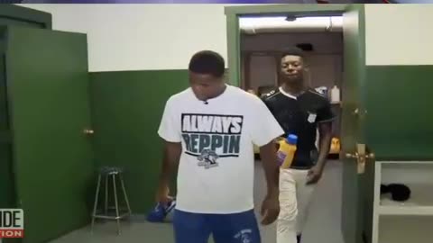School installs Laundromat after students were bullied over dirty clothes