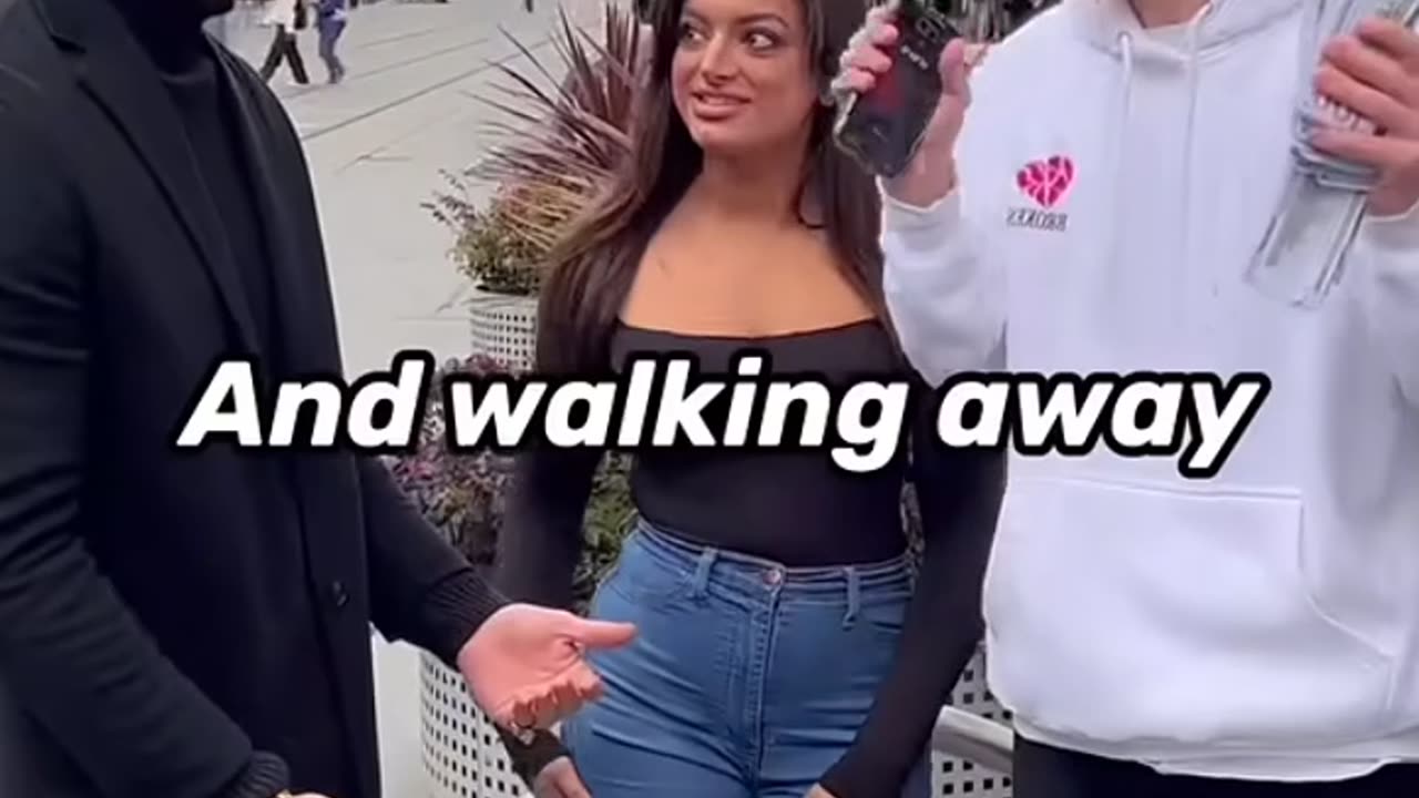 Kiss 💋 or Win $50,000