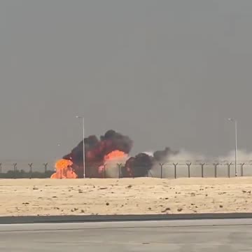 🇮🇳Indian Air Force Tejas Fighter Jet Crashes at Dubai Air Show 2025
