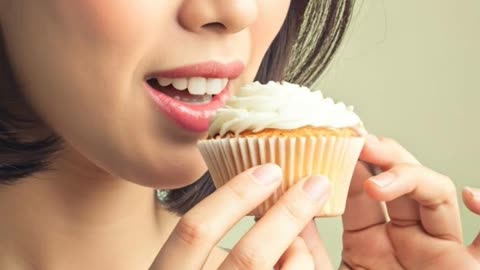 * NOV 10 * National Vanilla Cupcake Day